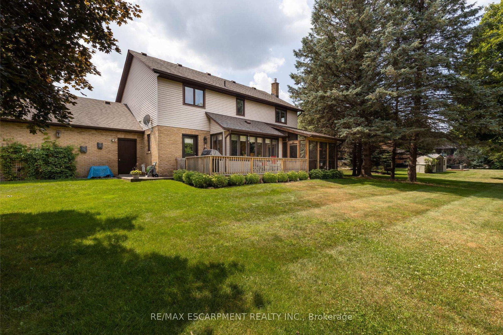 1416 Progreston Road • Hamilton, ON photo 36