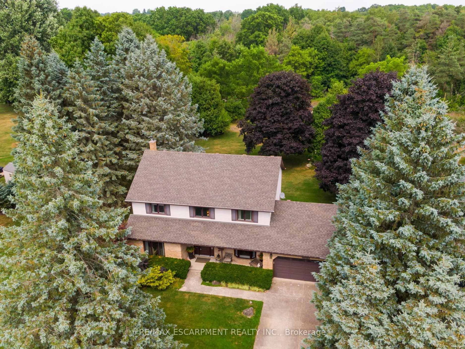 1416 Progreston Road • Hamilton, ON photo 4