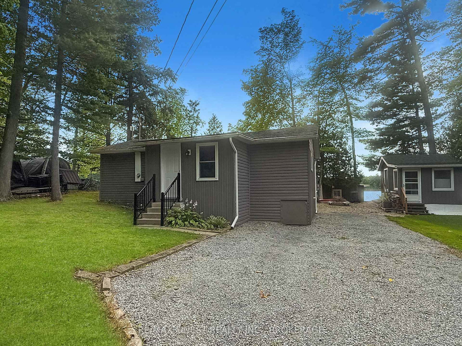 1219 Hidden Valley Lane • Perth Road, ON photo 1