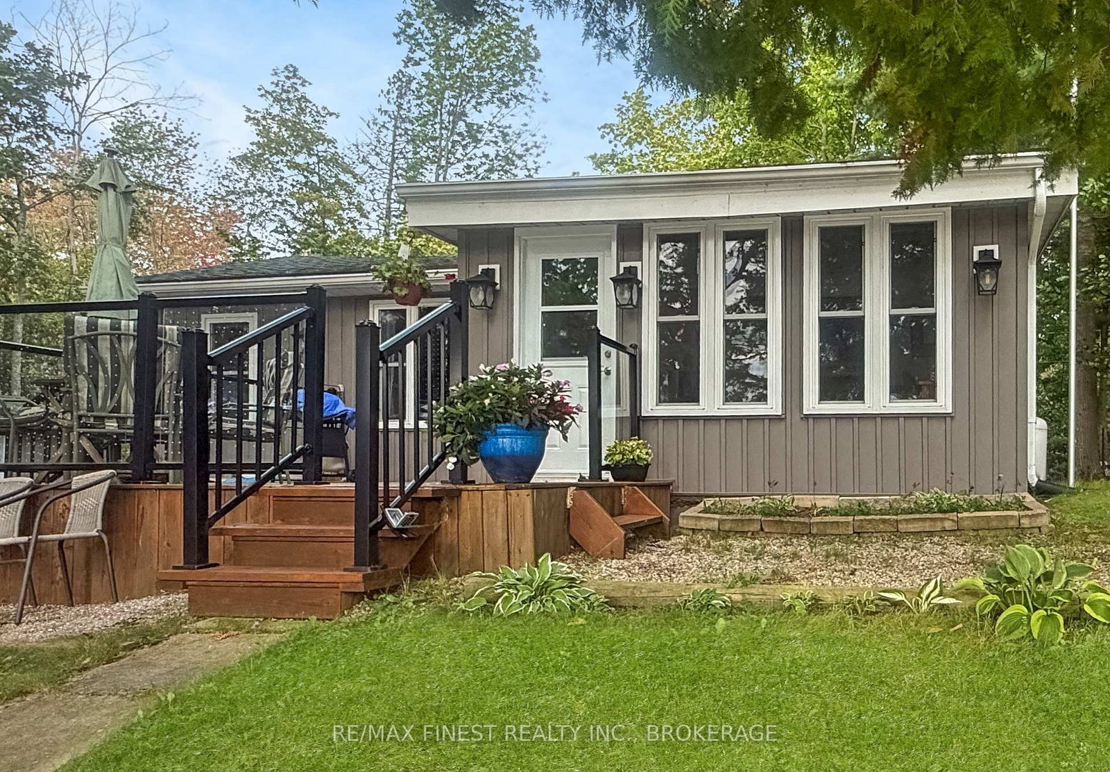 1219 Hidden Valley Lane • Perth Road, ON photo 6