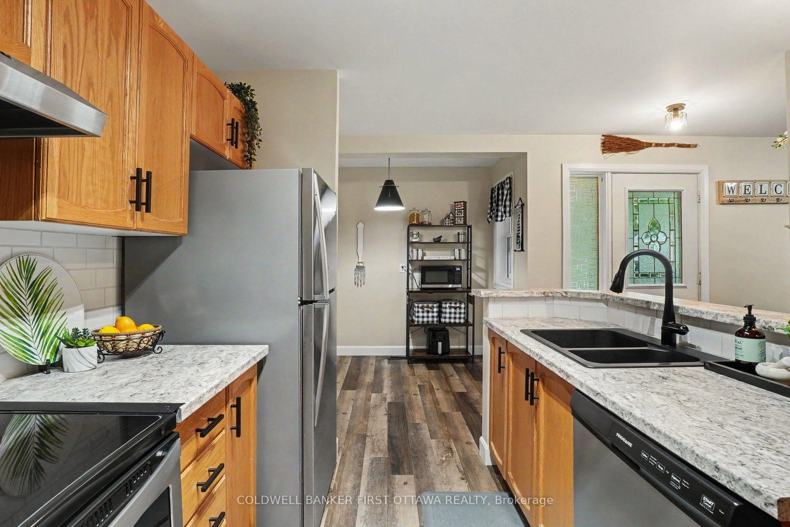 6 Bathurst Road • Perth, ON photo 6