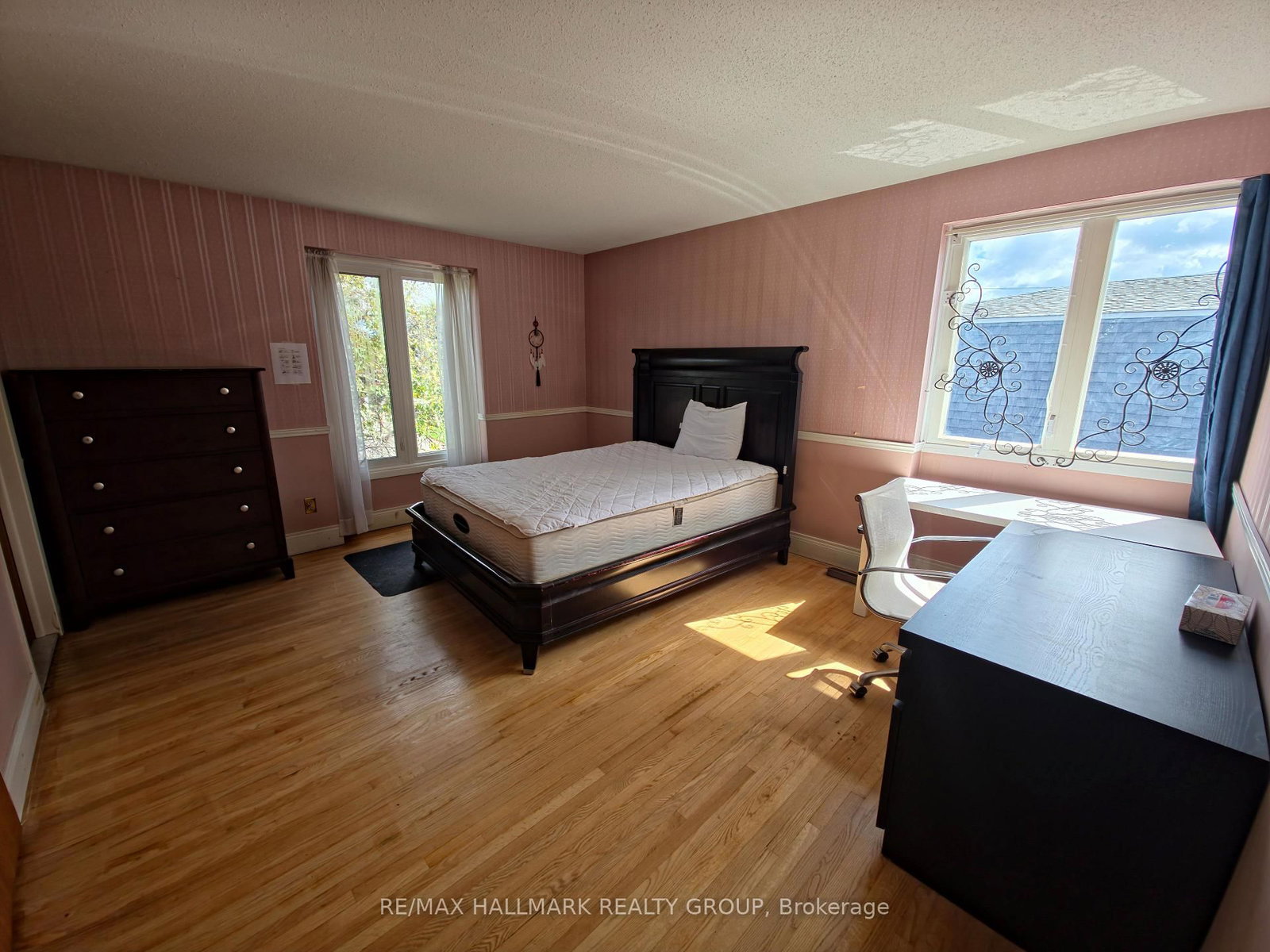 3288 Clearwater Crescent • Ottawa, ON photo 13