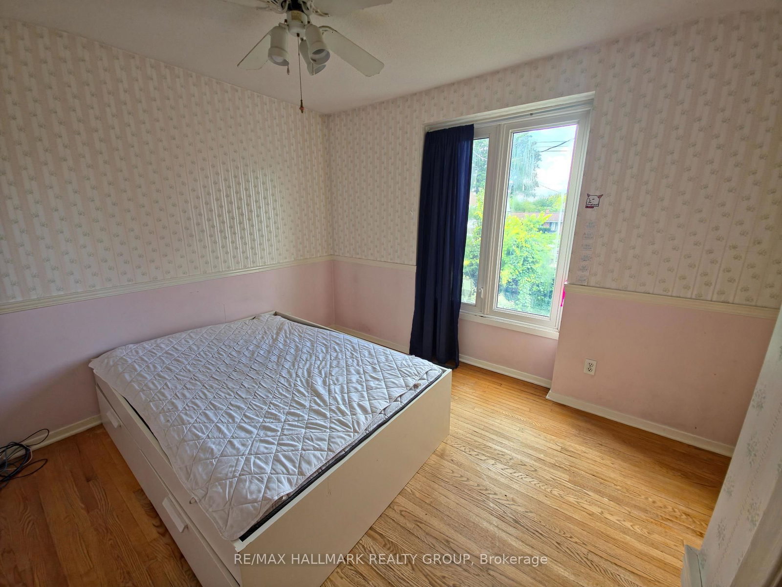 3288 Clearwater Crescent • Ottawa, ON photo 18