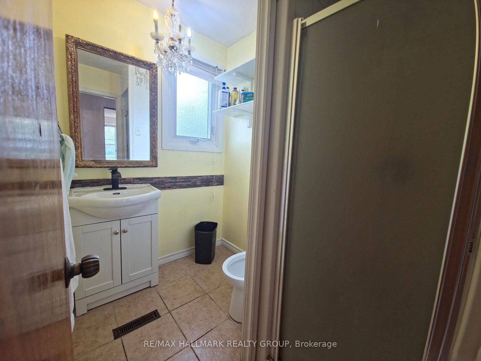 3288 Clearwater Crescent • Ottawa, ON photo 9
