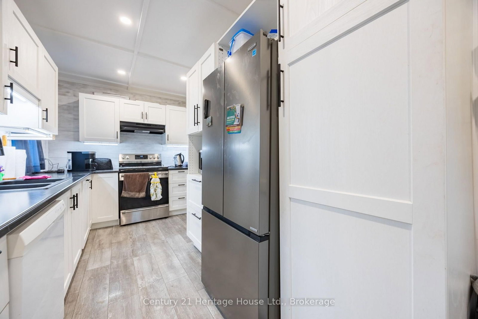 102 Stewart Avenue • Cambridge, ON photo 11