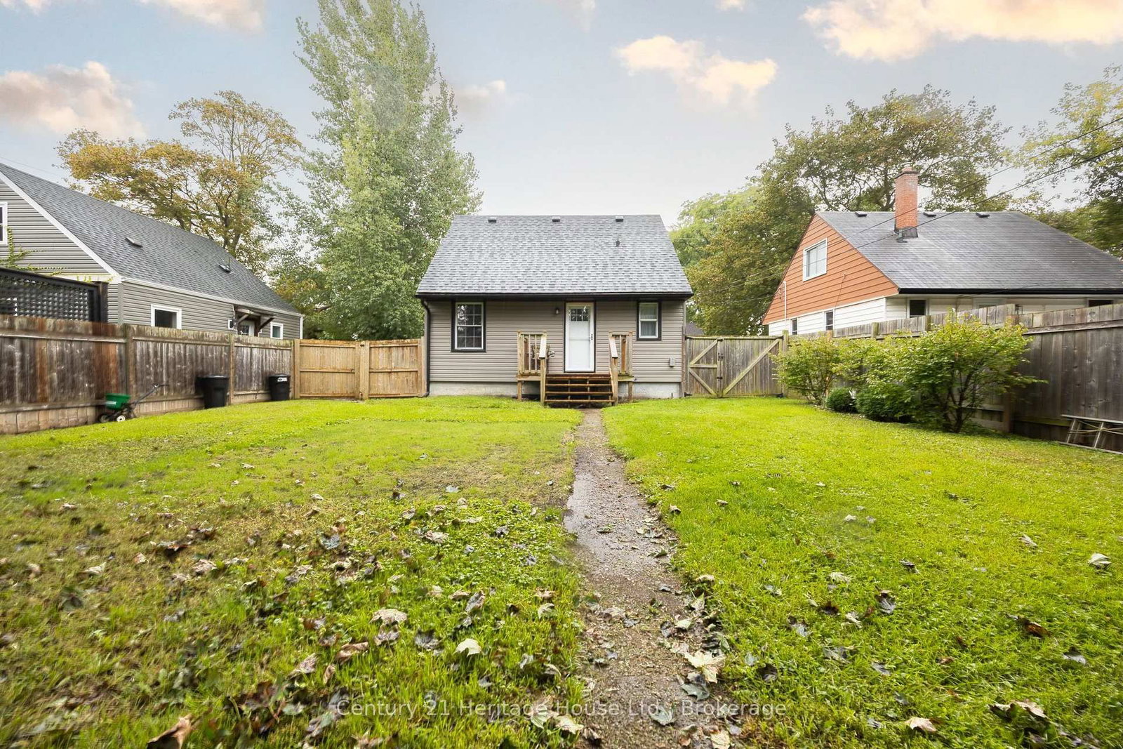102 Stewart Avenue • Cambridge, ON photo 38