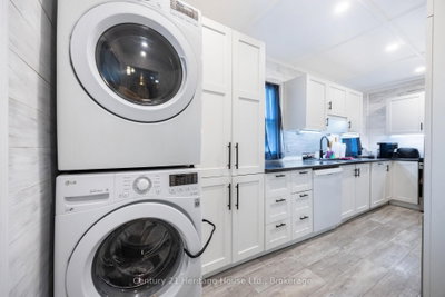 102 Stewart Avenue • Cambridge, ON photo 9
