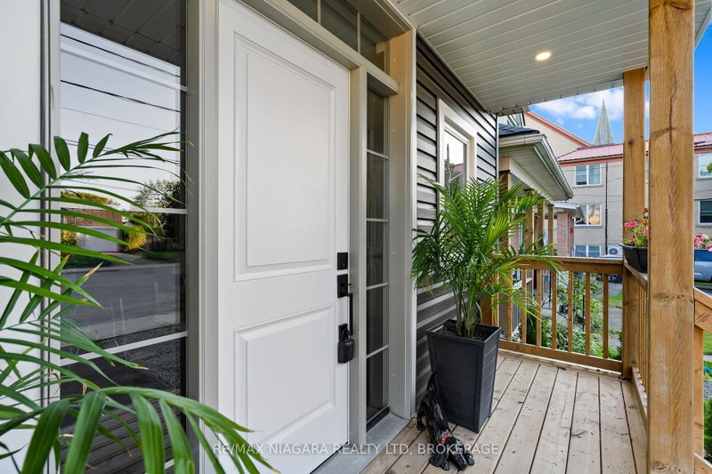 5 Cady Street