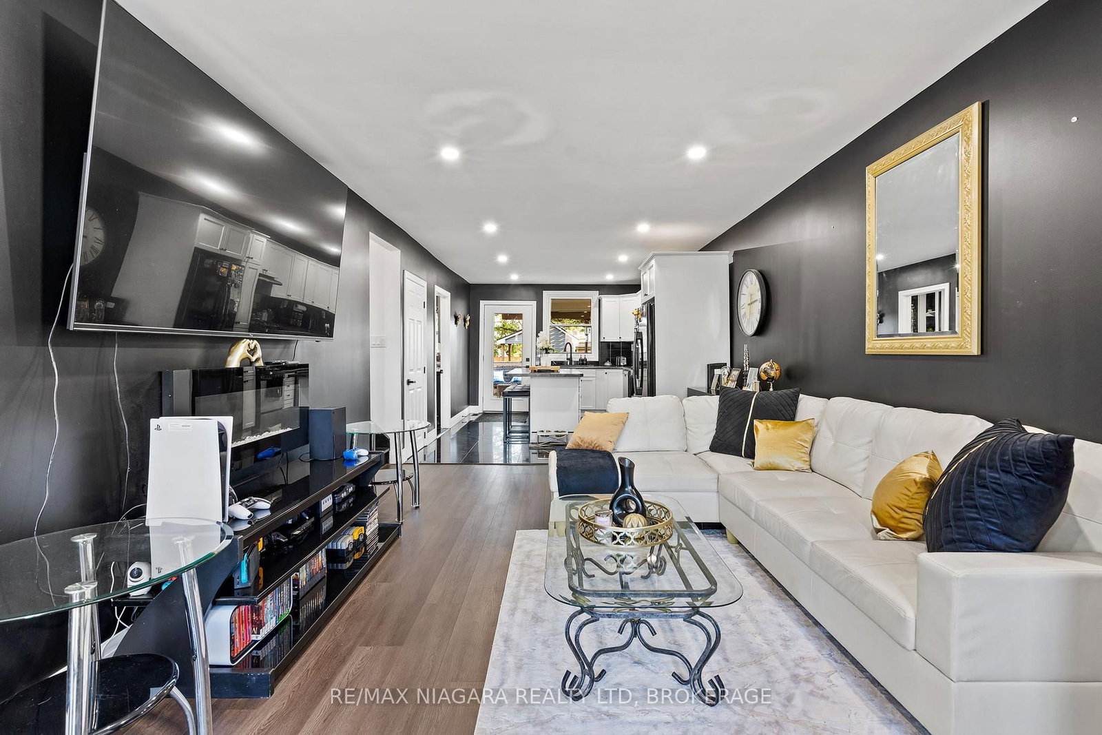 5 Cady Street • Welland, ON photo 5