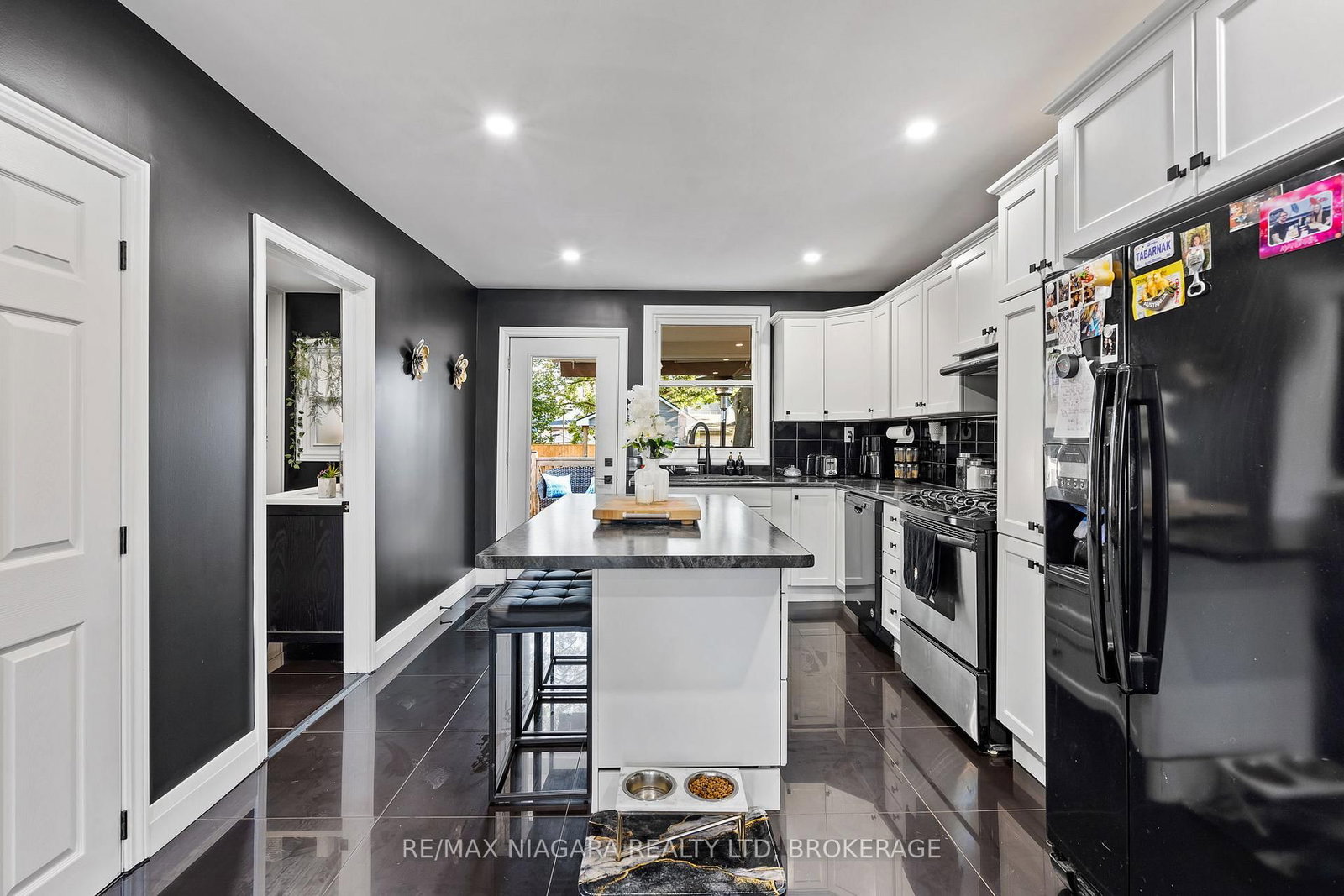 5 Cady Street • Welland, ON photo 9