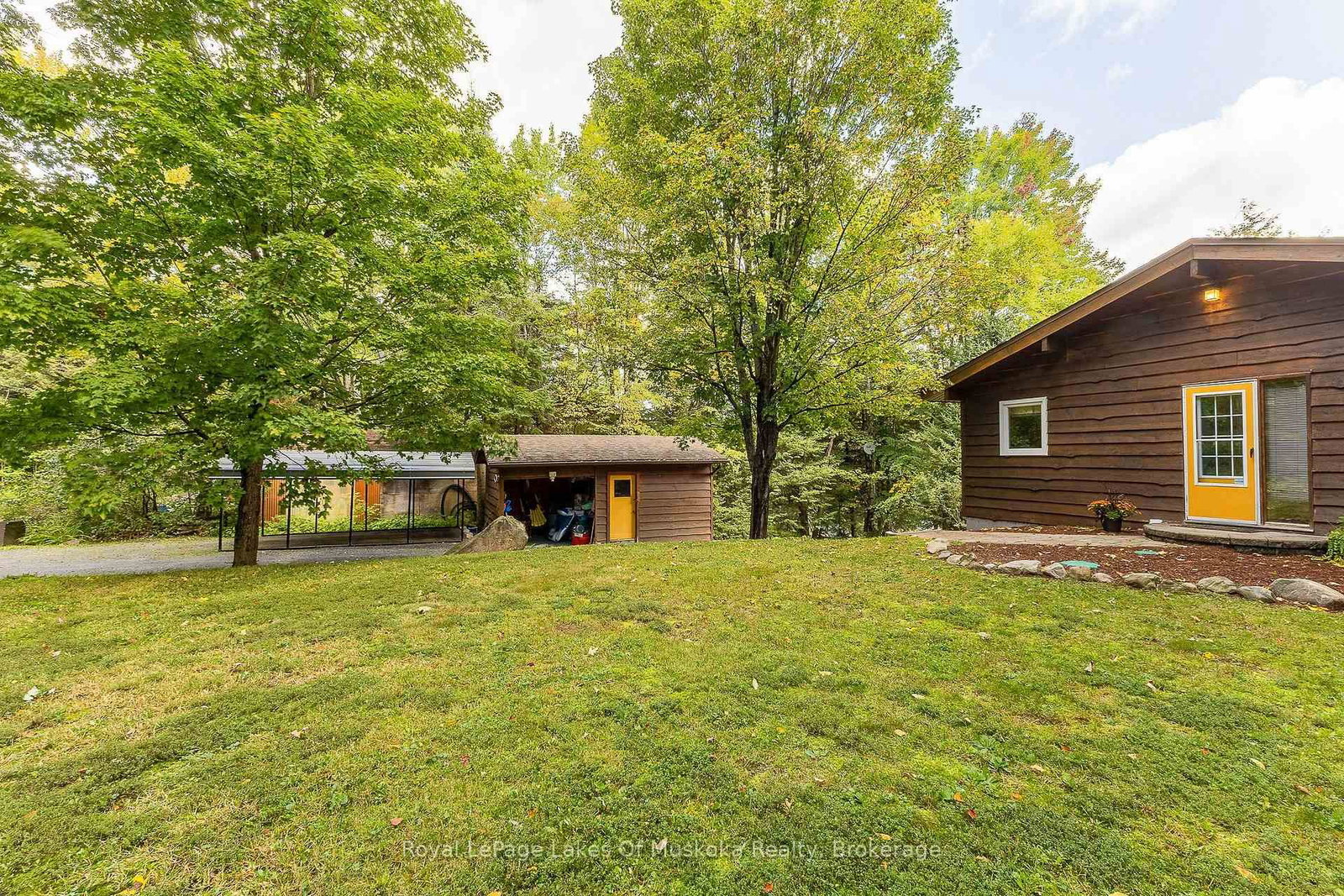 1053 Atkins Lake Road • Bracebridge, ON photo 35