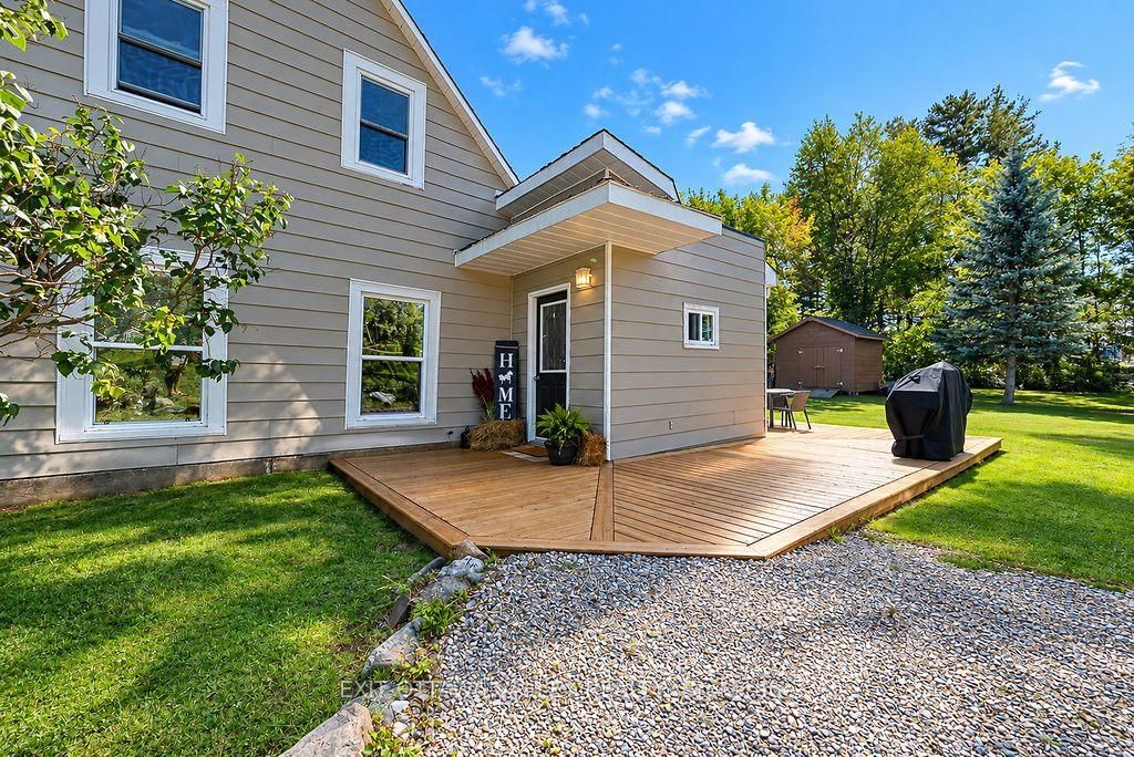 733 Calvin Road • Haley Station, ON photo 2
