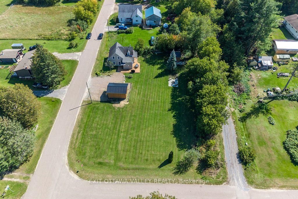 733 Calvin Road • Haley Station, ON photo 37
