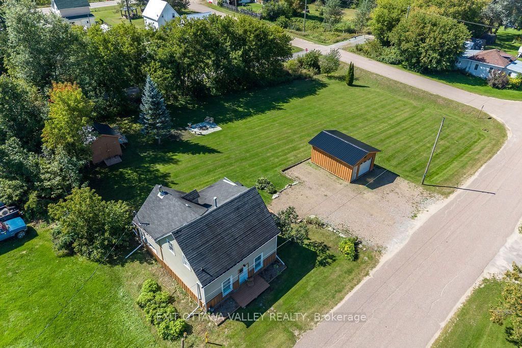 733 Calvin Road • Haley Station, ON photo 39