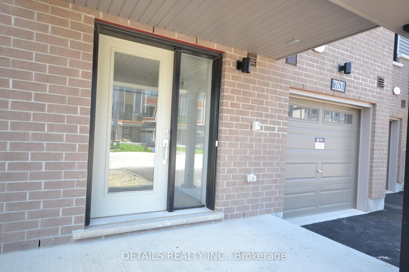 763 Tadpole Crescent