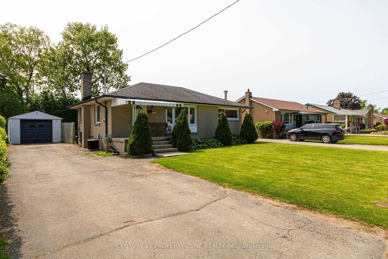 221 STARLIGHT Avenue, London East