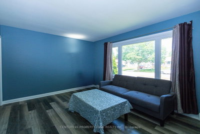 221 STARLIGHT Avenue • London East, ON photo 5