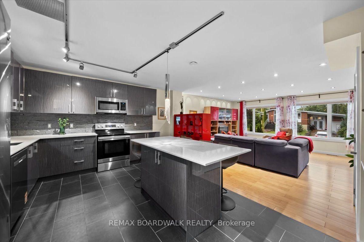 154 Duford Street • Ottawa, ON photo 12