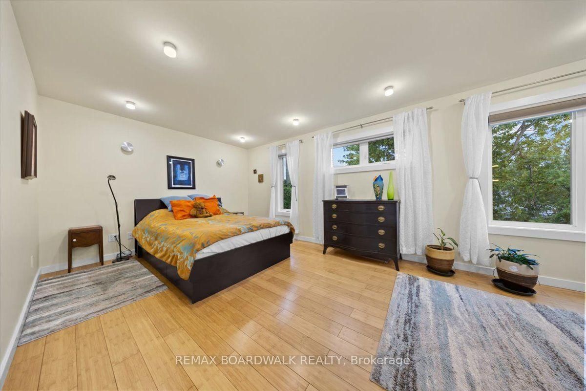154 Duford Street • Ottawa, ON photo 19