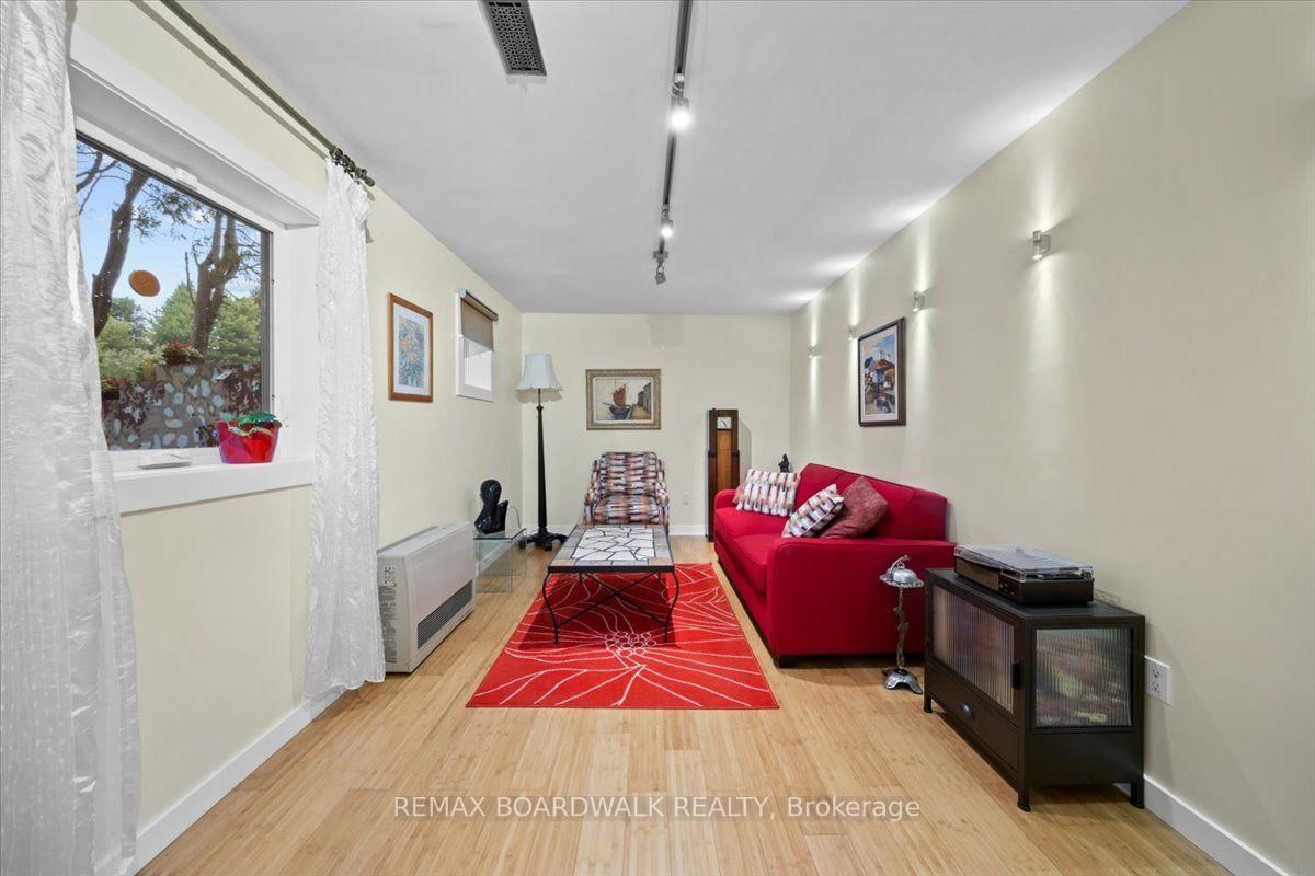 154 Duford Street • Ottawa, ON photo 29