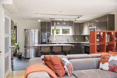 154 Duford Street • Ottawa, ON photo 5