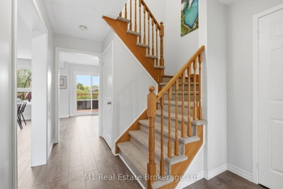 308 Daniel Crescent • Centre Wellington, ON photo 9