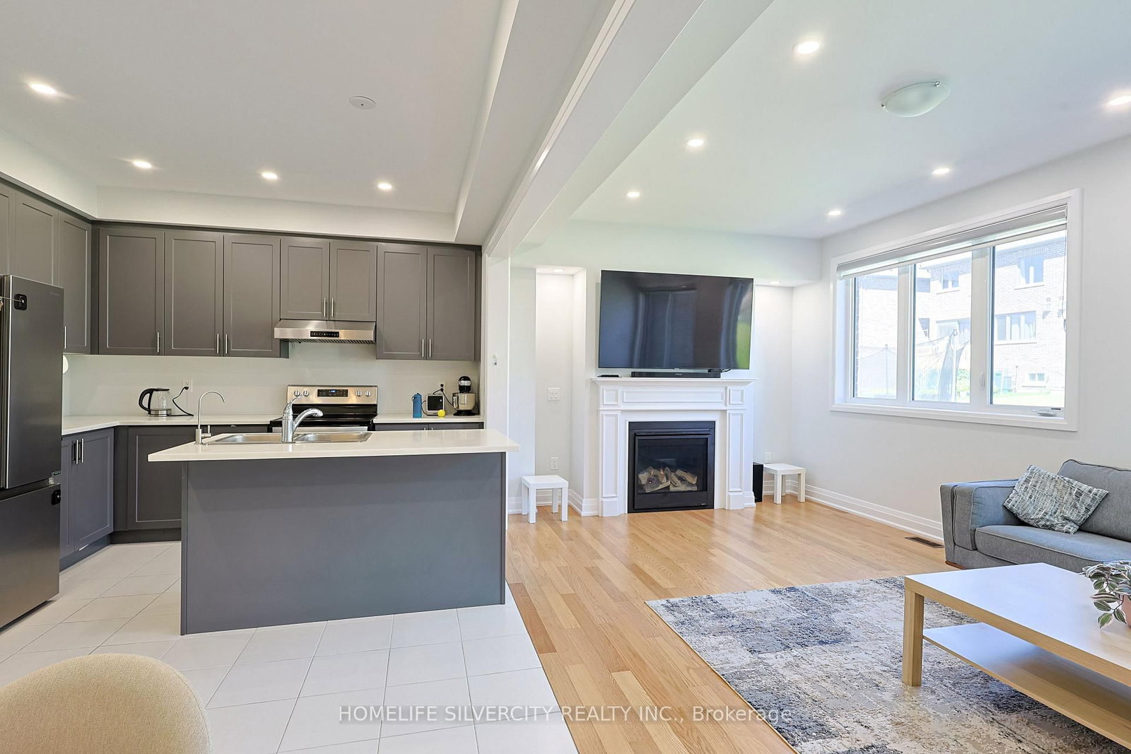 133 Cole Terrace • Woodstock, ON photo 13