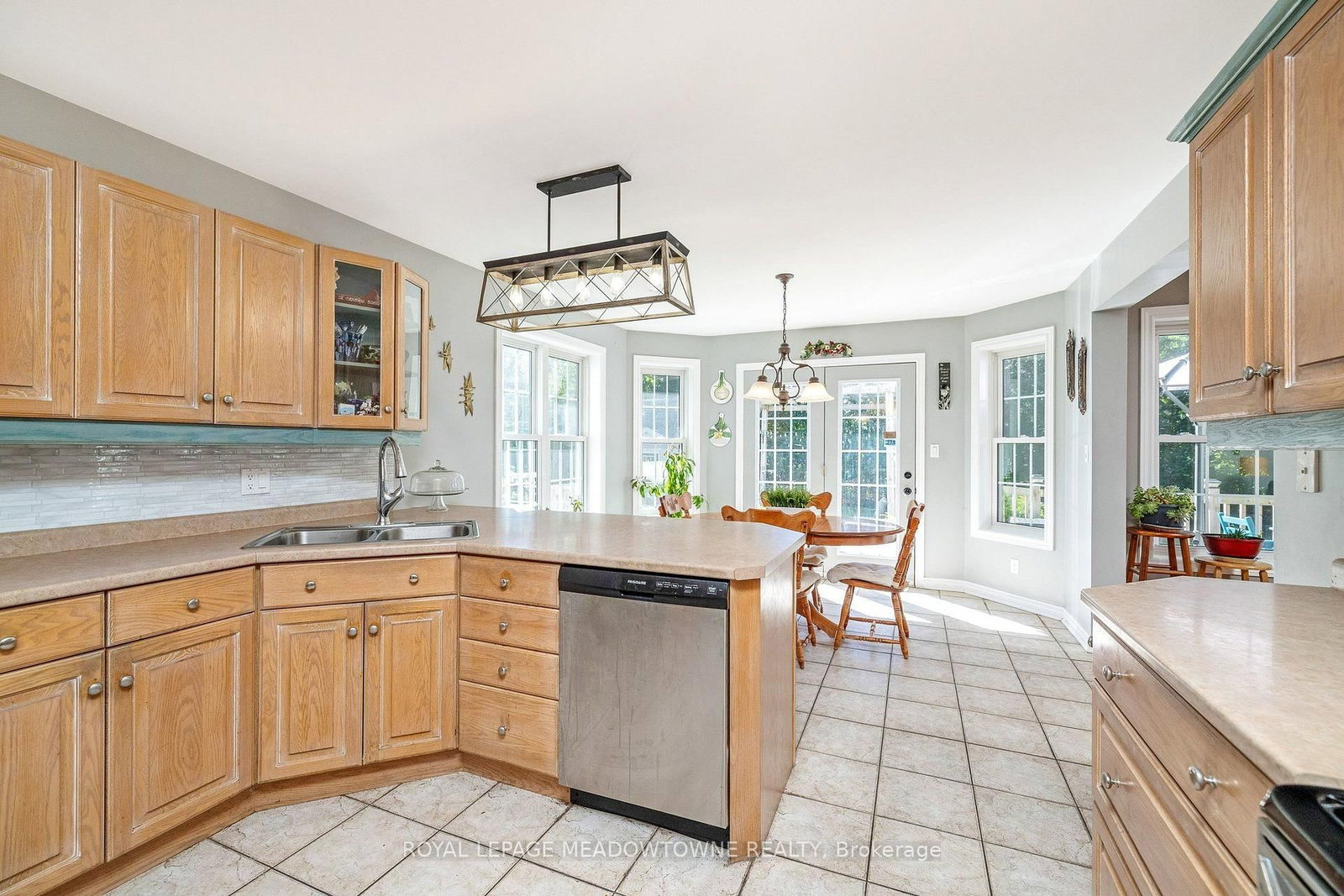 1345 Parkside Avenue • Fort Erie, ON photo 21