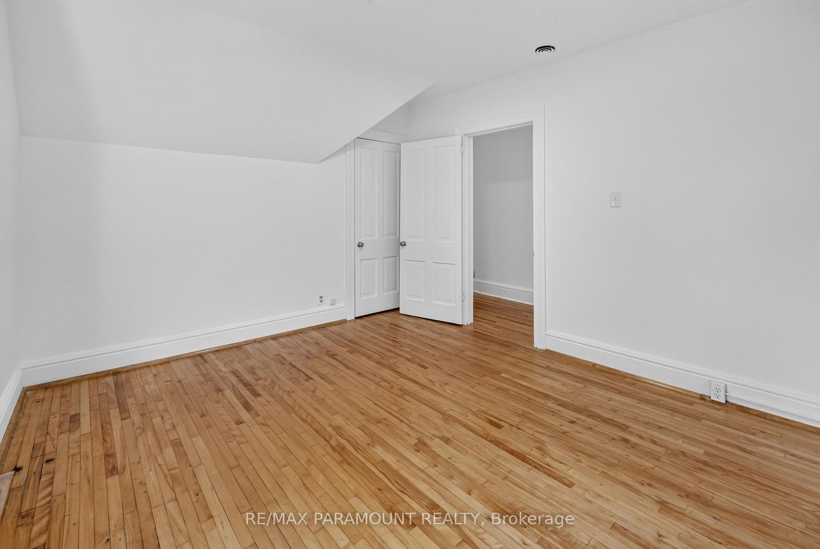 83 Concession Street • Cambridge, ON photo 37