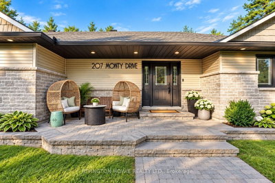 207 Monty Drive • Ottawa, ON photo 3