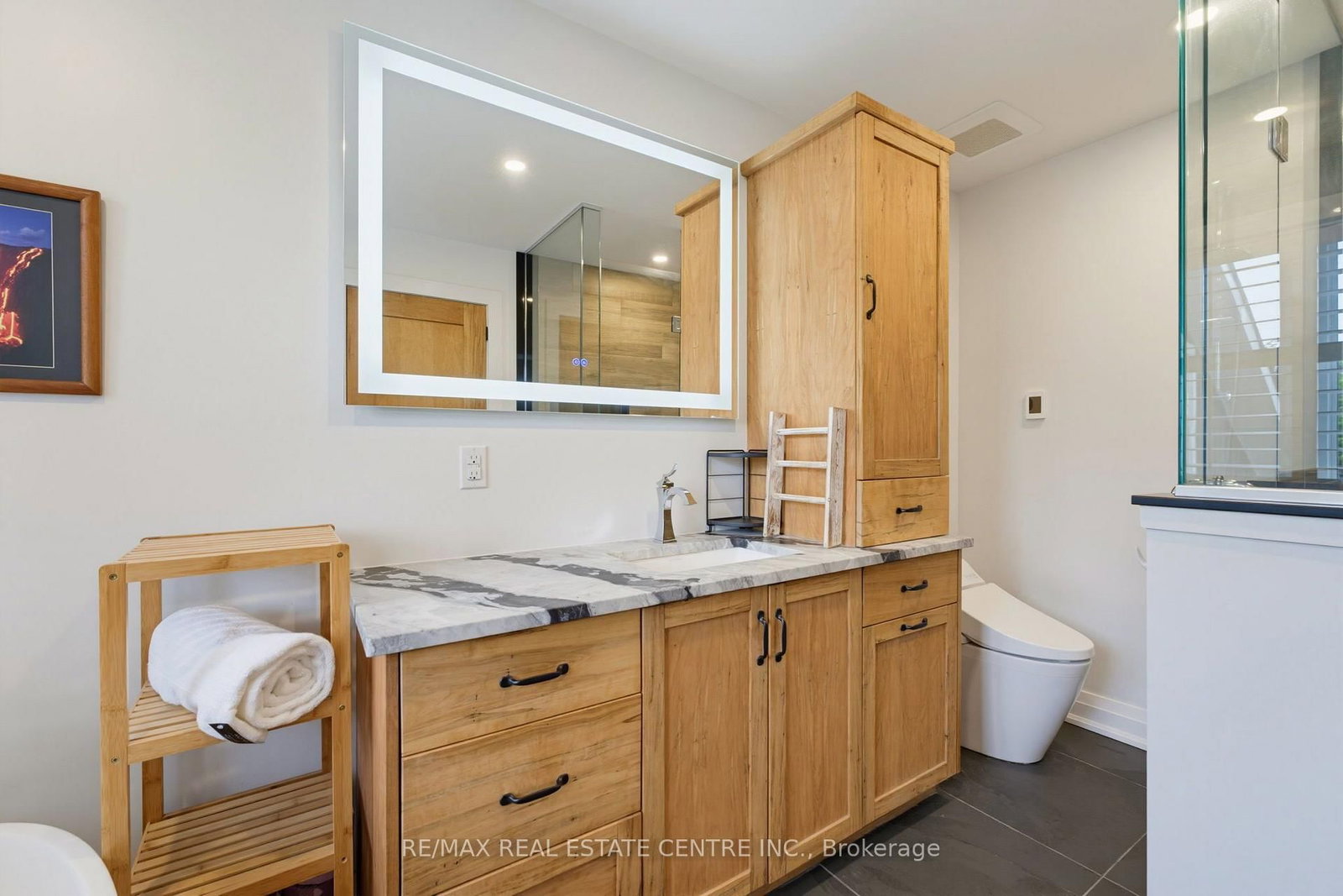 15 First Street S • Hamilton, ON photo 18