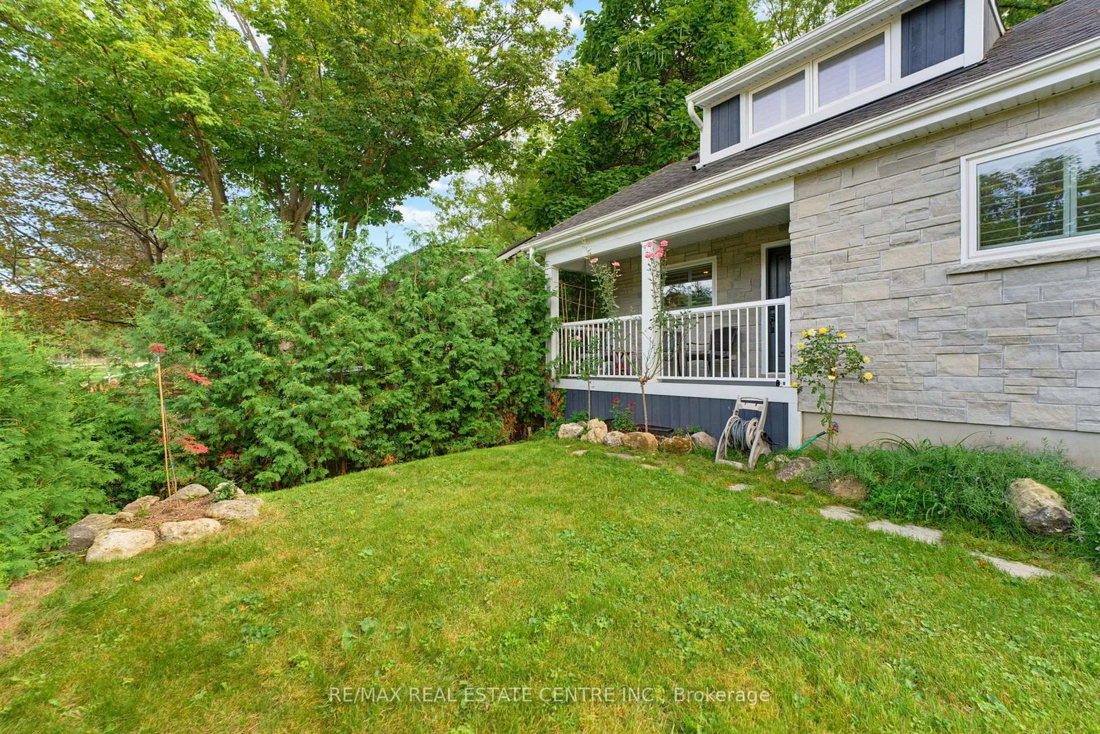 15 First Street S • Hamilton, ON photo 33