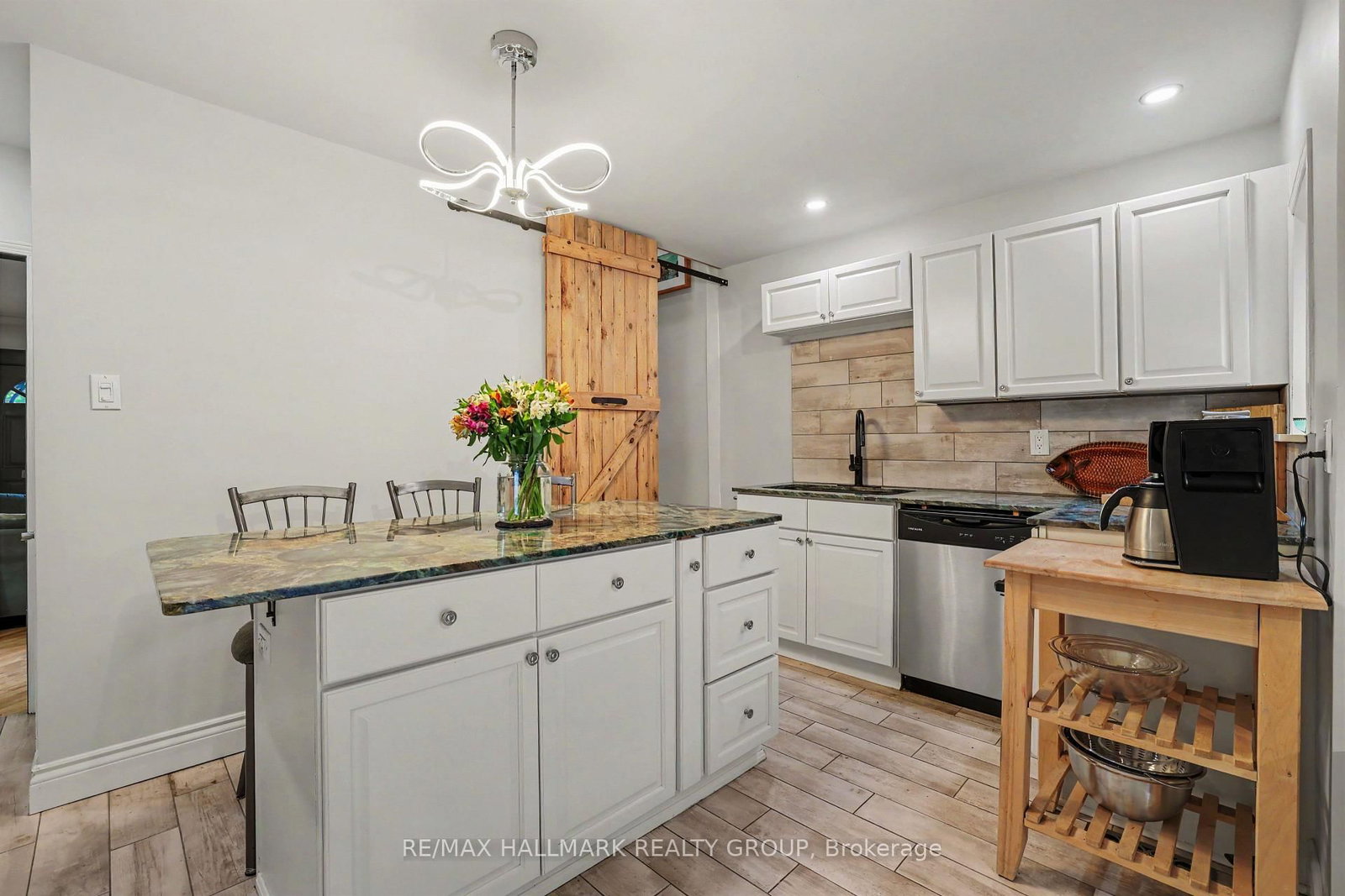 116 Hamilton Avenue N • Ottawa, ON photo 11