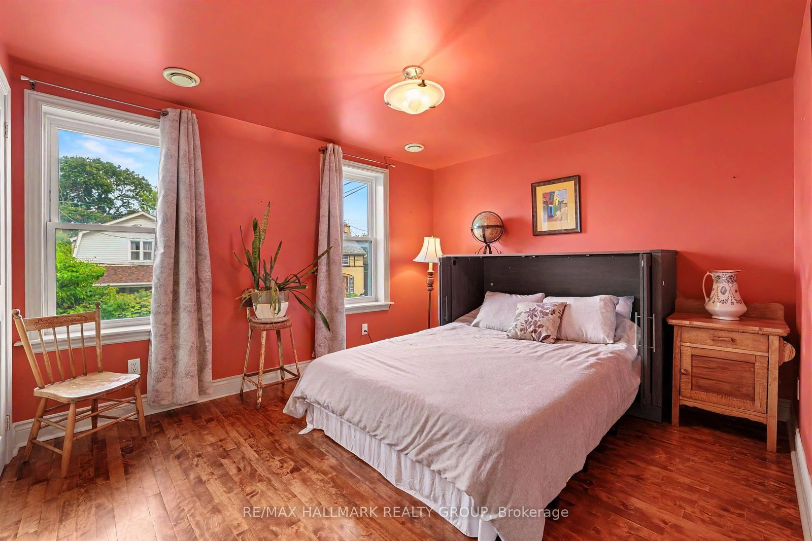116 Hamilton Avenue N • Ottawa, ON photo 14