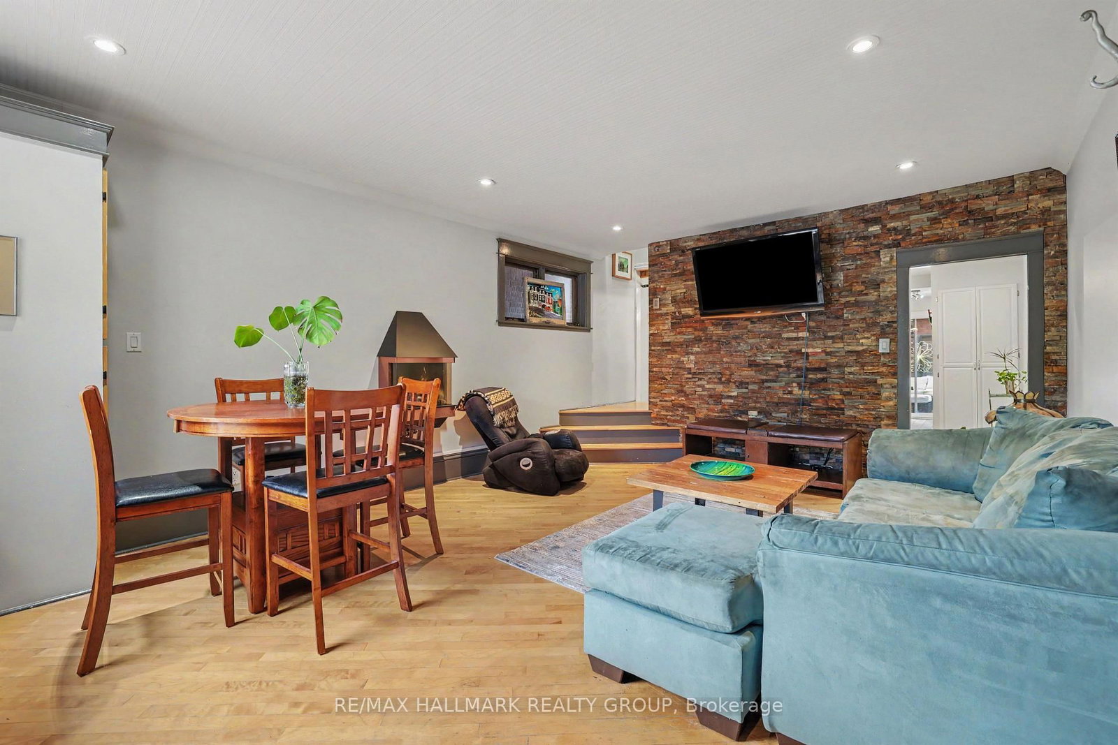 116 Hamilton Avenue N • Ottawa, ON photo 8