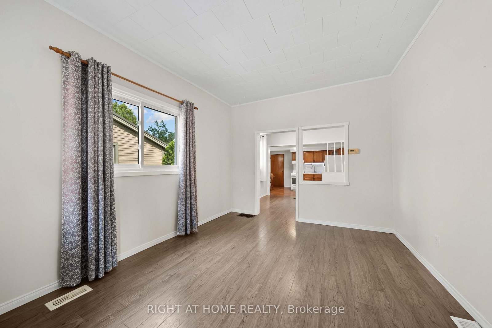 335 Talbot Street E • Aylmer, ON photo 8