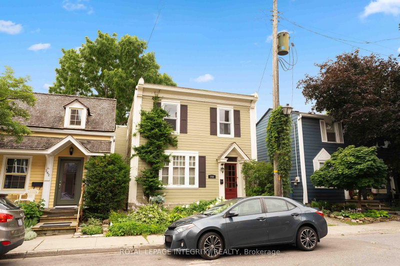 2 - 258 Cathcart Street