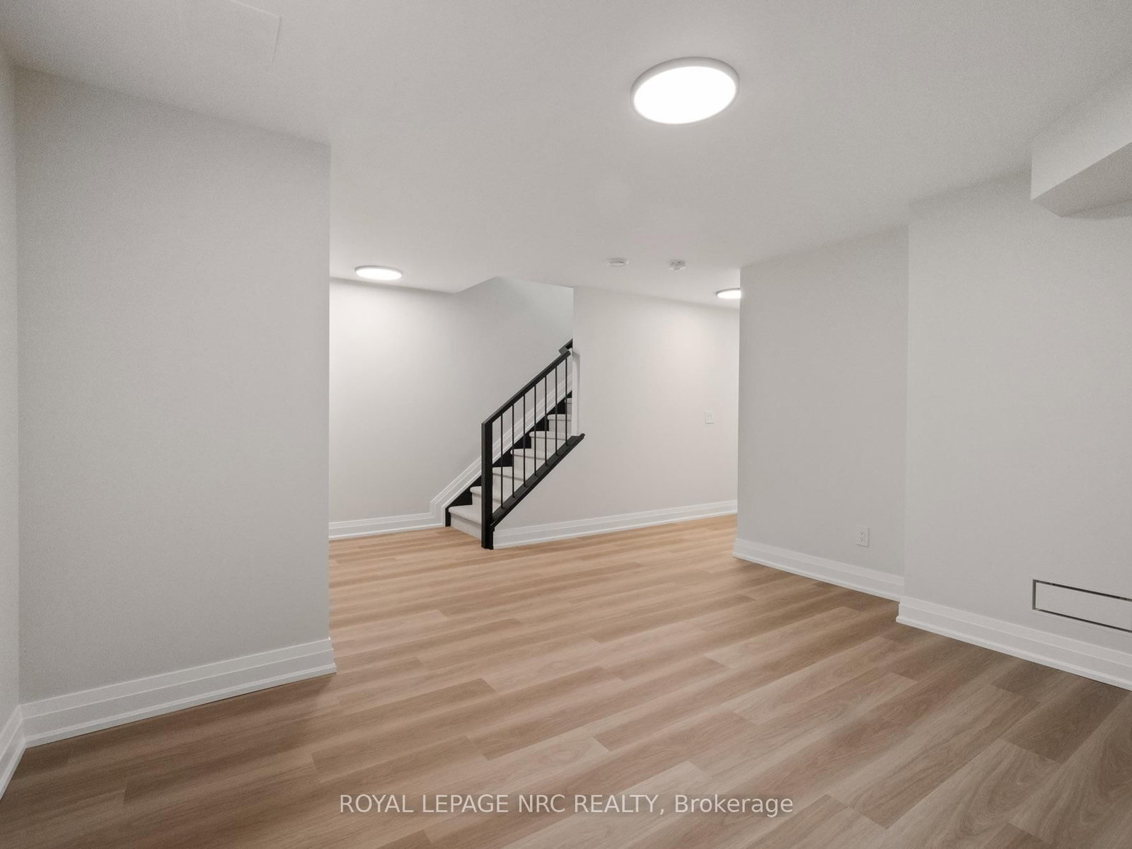 100 Moody Street • Pelham, ON photo 47