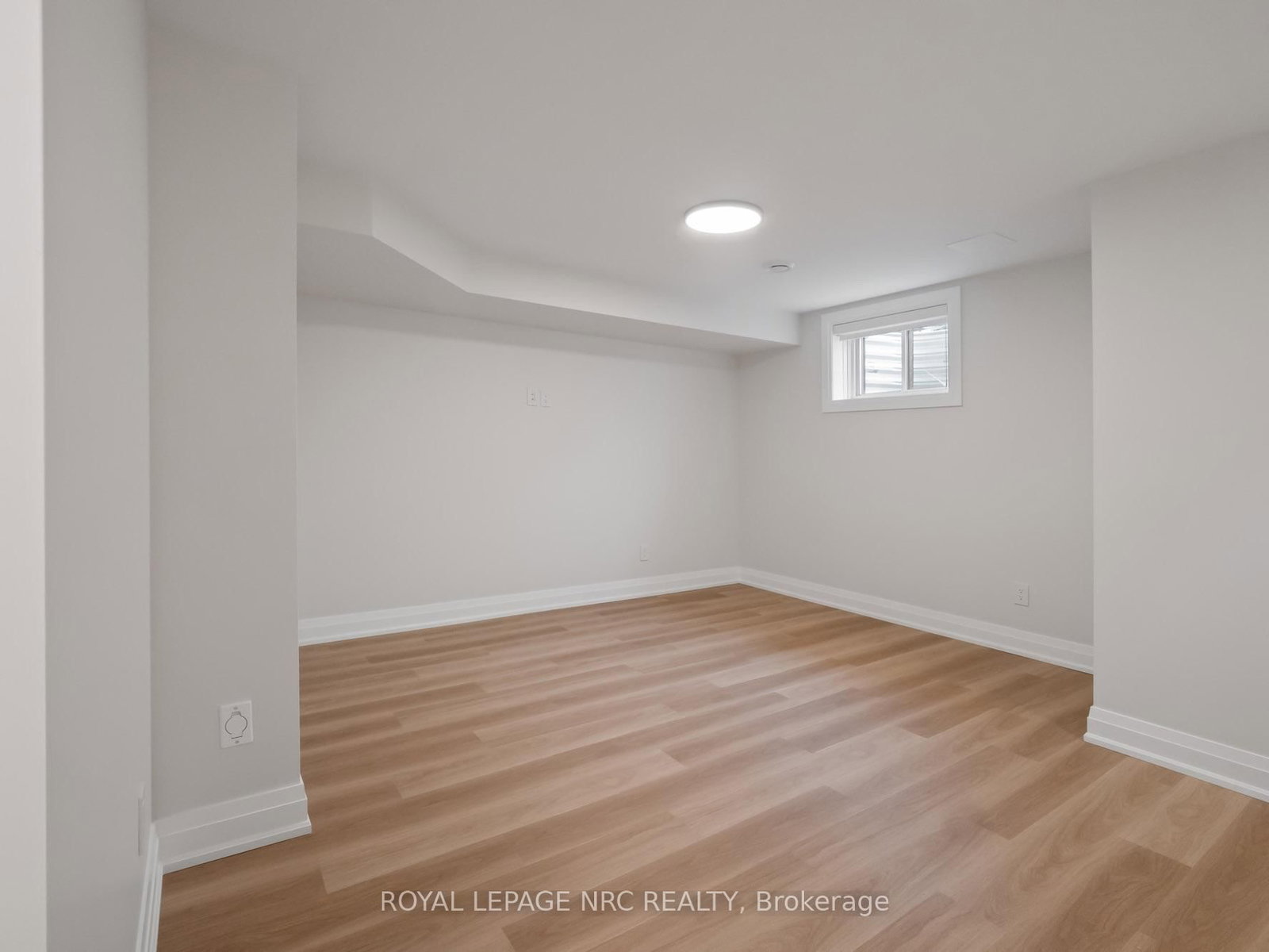 100 Moody Street • Pelham, ON photo 48