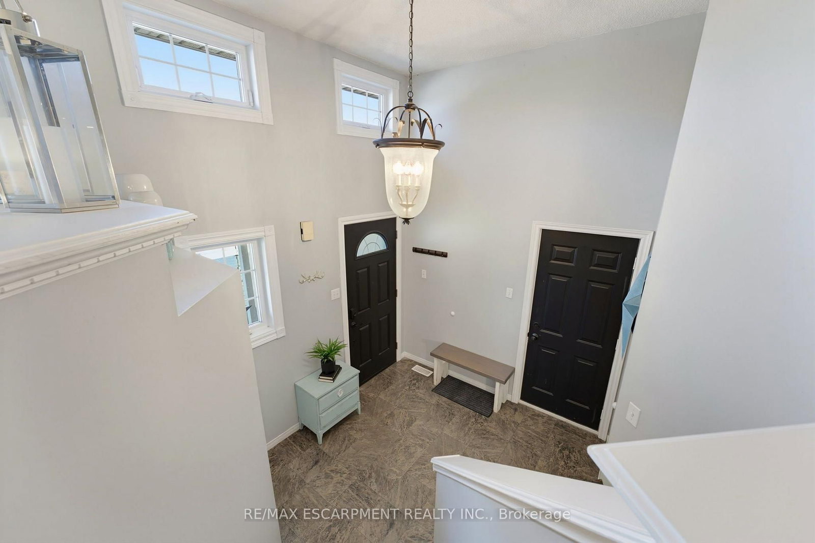 6 Stuart Street W • Haldimand, ON photo 12