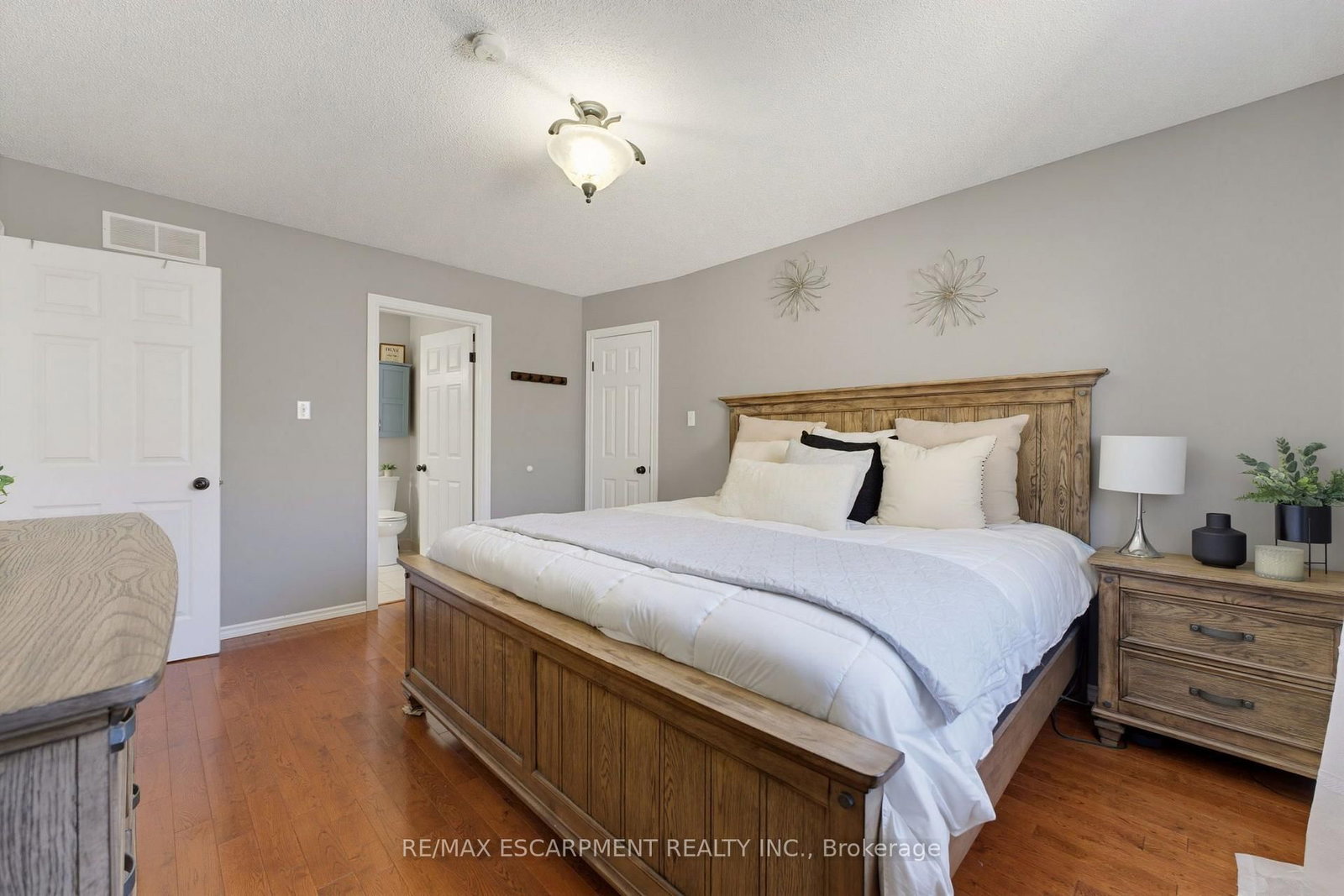 6 Stuart Street W • Haldimand, ON photo 22