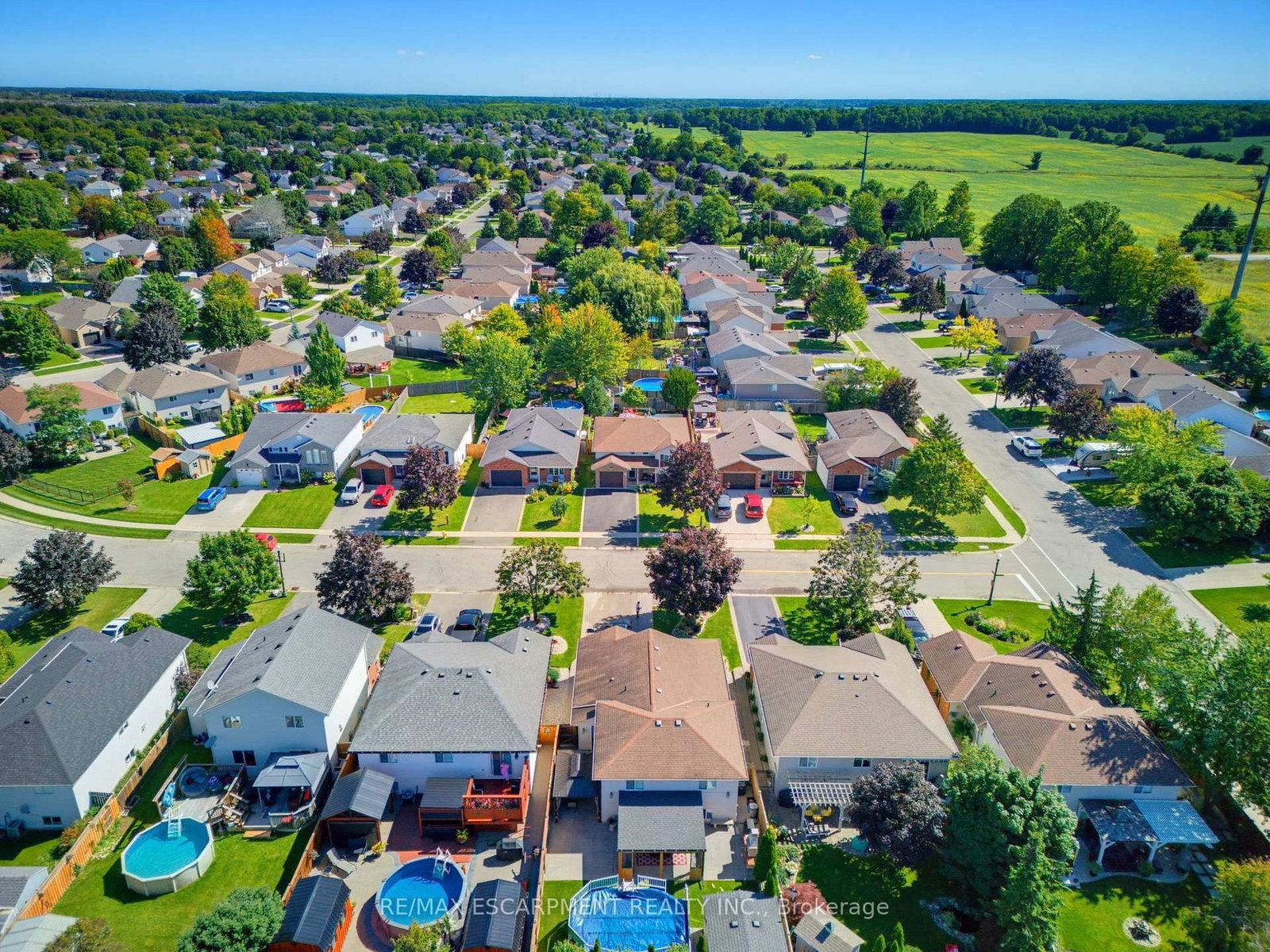 6 Stuart Street W • Haldimand, ON photo 5