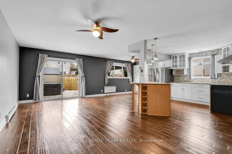 87 Grady Crescent