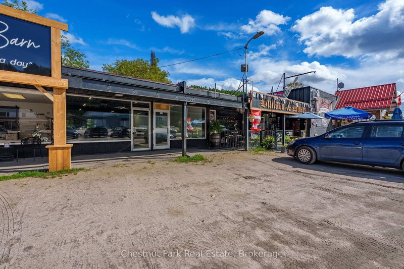 318 Ontario St photo 5