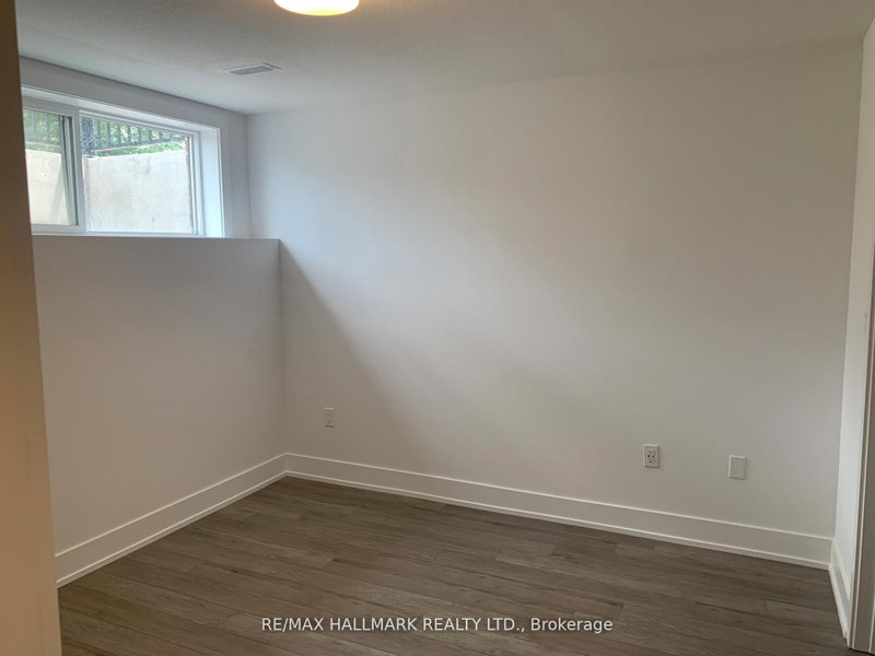 51 - 99 Roger Street S