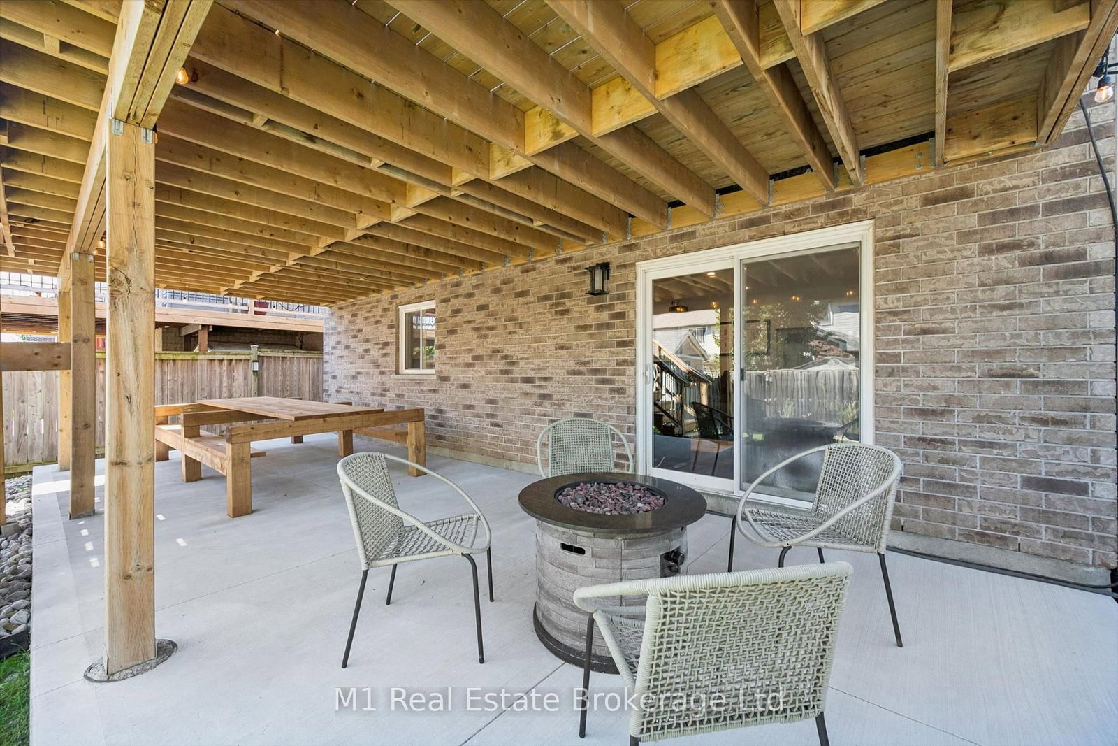 61 Summit Ridge Drive • Guelph, ON photo 29
