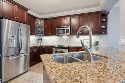 61 Summit Ridge Drive • Guelph, ON photo 8