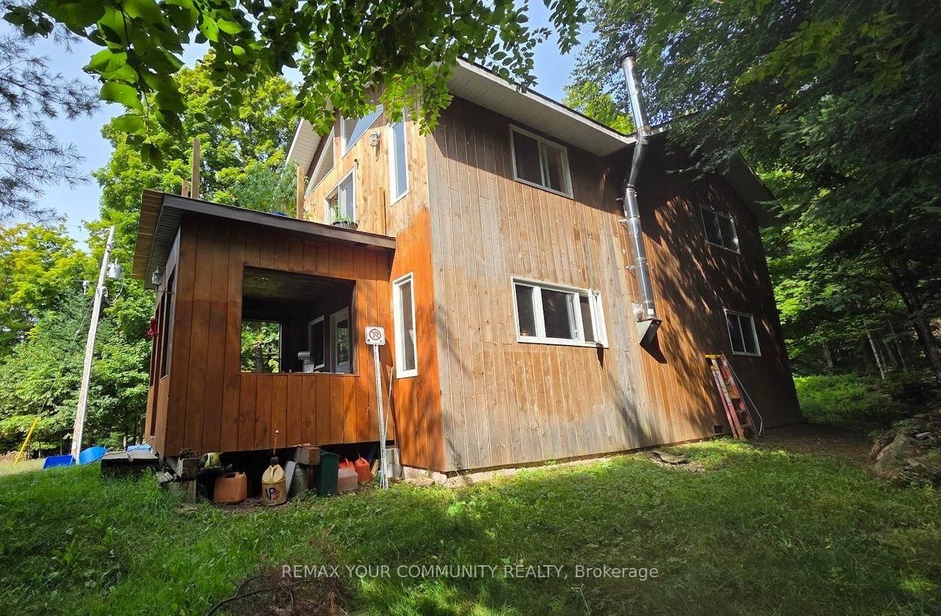 1097 Keysbury Drive • Lake of Bays, ON photo 5
