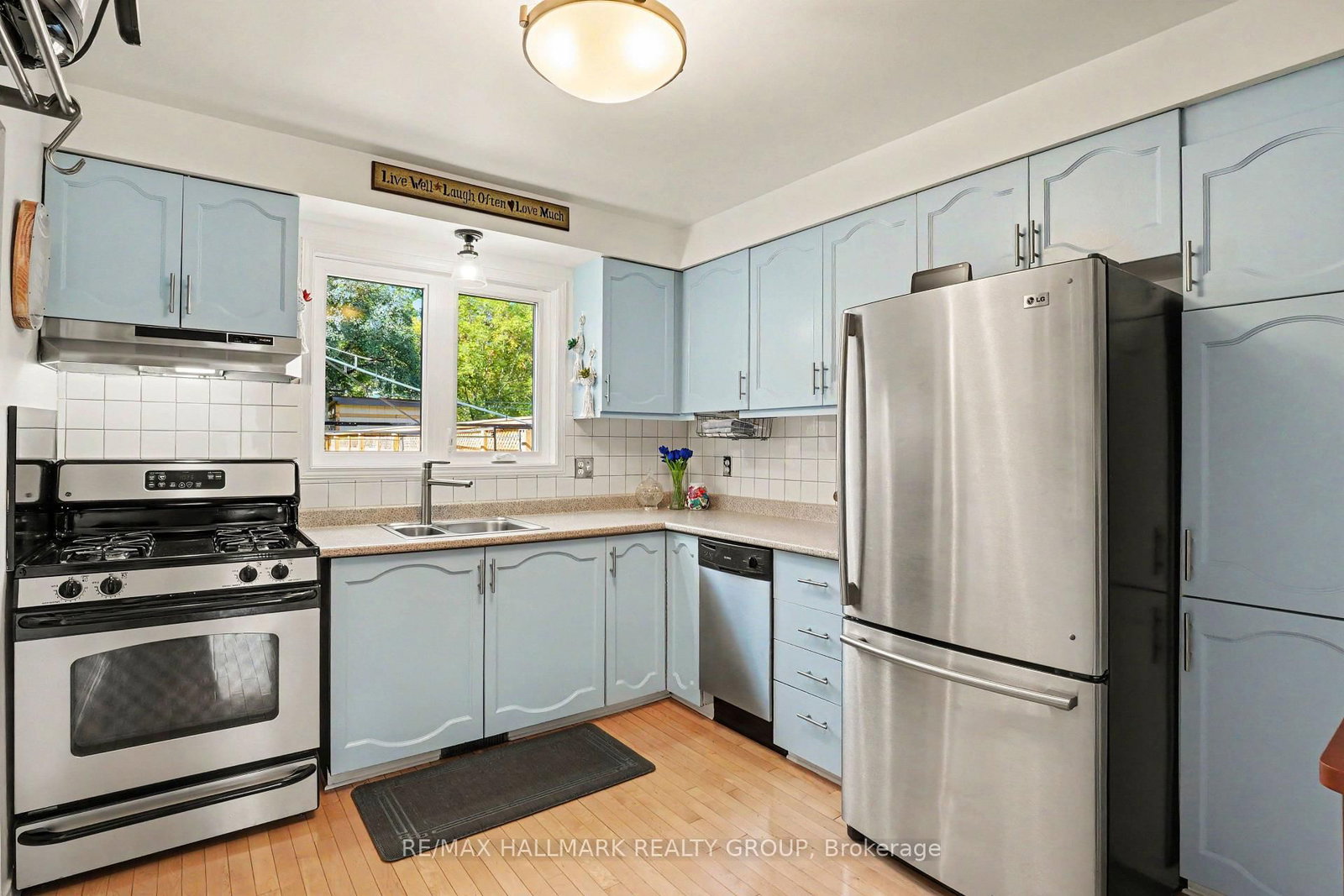 24 Garden Avenue • Perth, ON photo 10