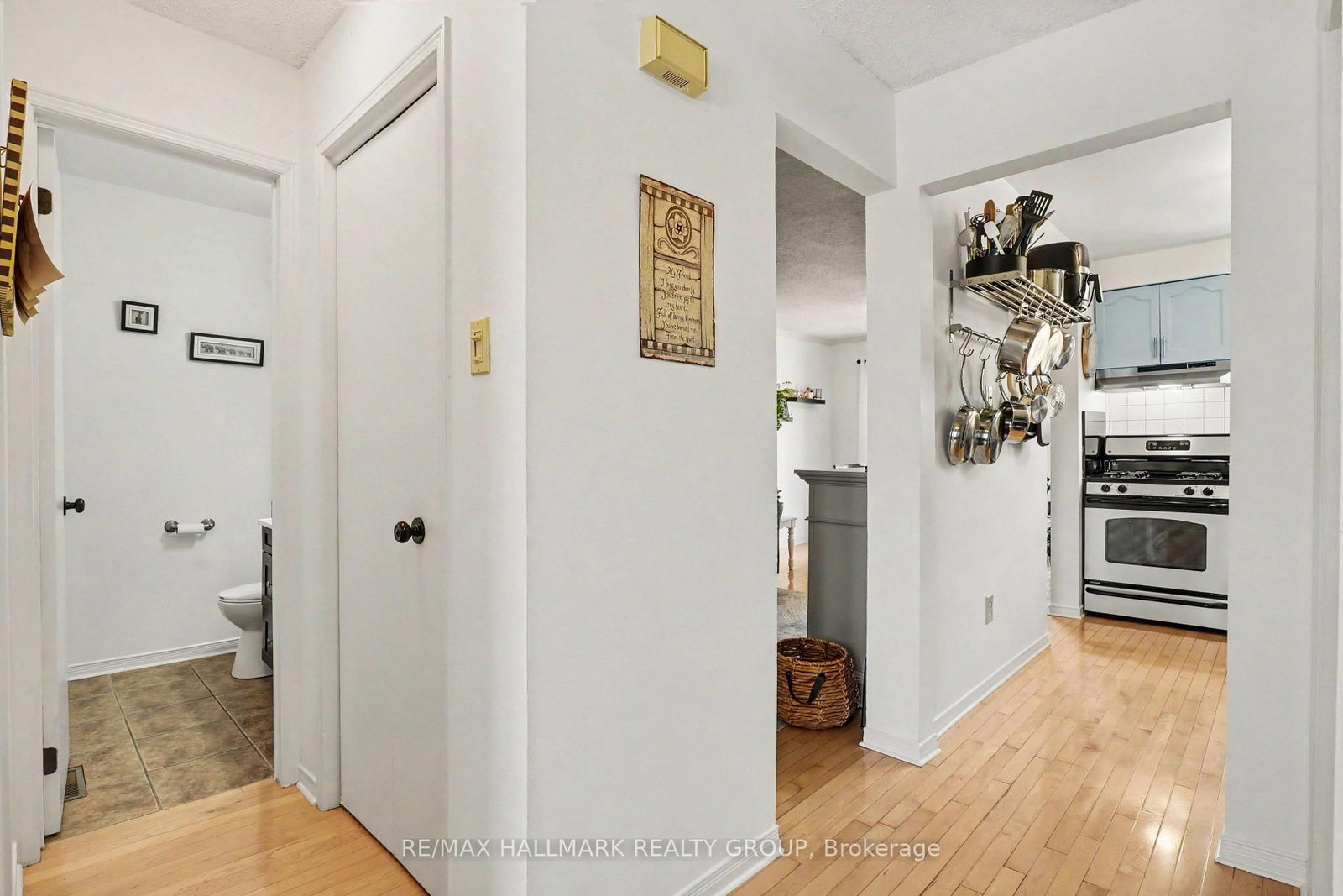 24 Garden Avenue • Perth, ON photo 11